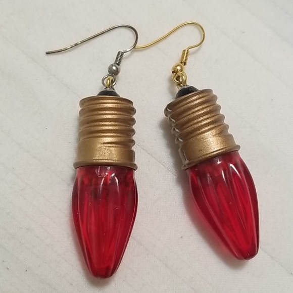 Red Christmas Light Bulb Earrings - Picture 1 of 4